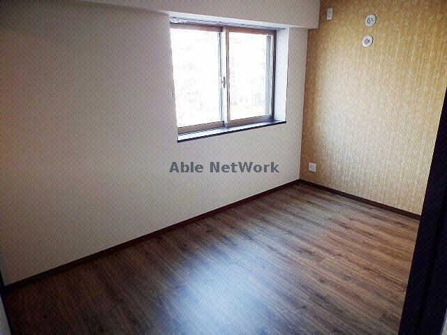 物件内観写真14　(洋室)