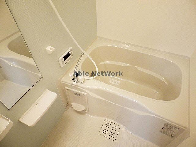 物件内観写真8　(浴槽)