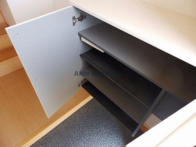 物件内観写真6　(下駄箱　※参考写真)