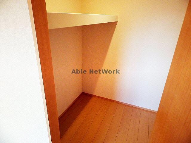 物件内観写真13　(参照写真)