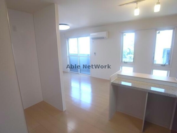 リビングダイニング