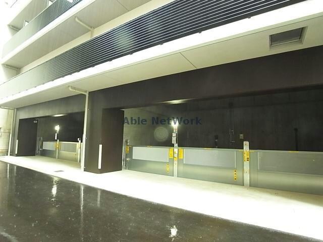 物件外観写真3　(機械式駐車場)