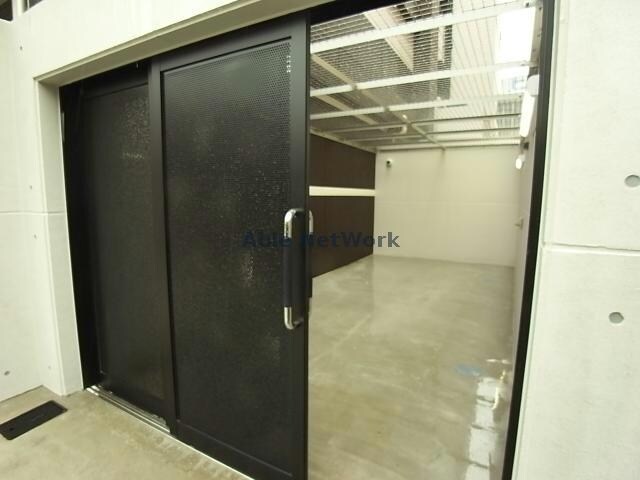 物件外観写真5　(ゴミ捨て場)