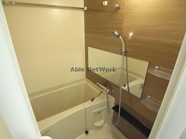 物件内観写真12　(バスルーム)