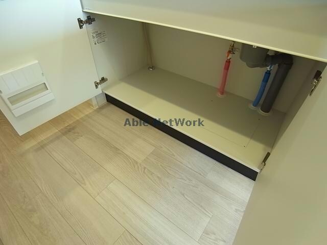 物件内観写真30　(キッチン収納)