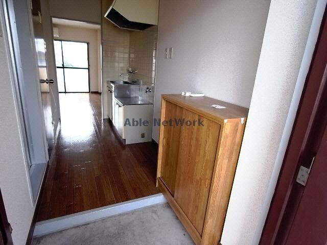 物件内観写真19　(玄関)