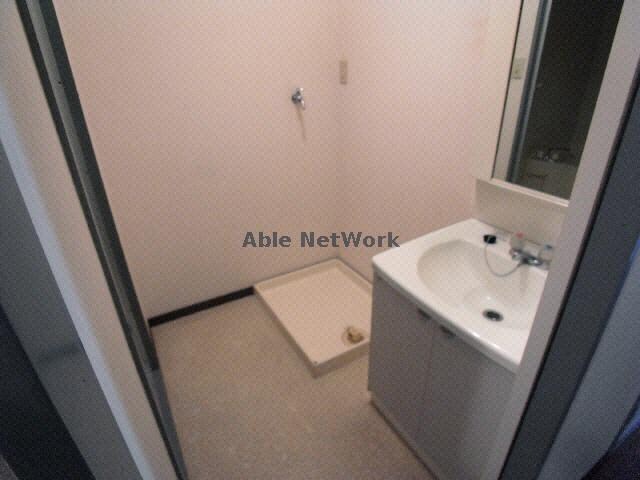 物件内観写真8　(洗面所)