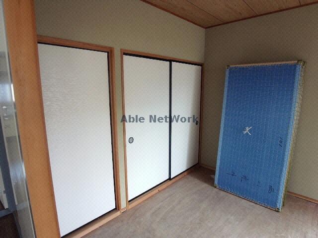 物件内観写真11　(収納)