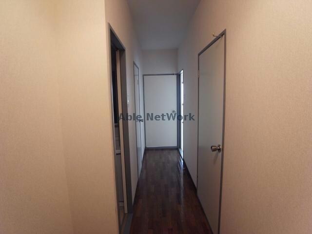 物件内観写真14　(廊下)