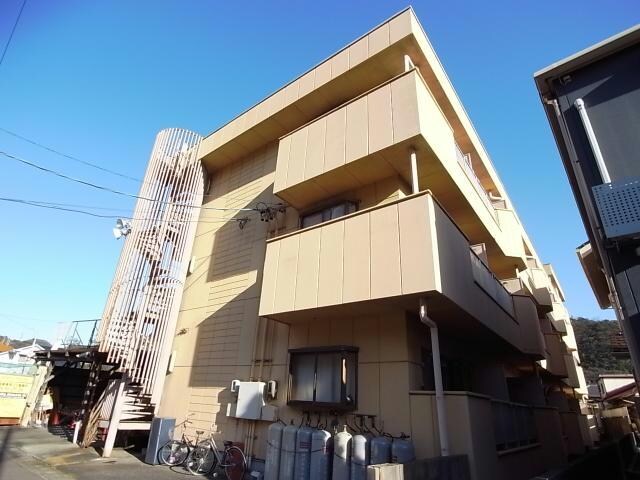 アシスト各務原マンションの物件外観写真