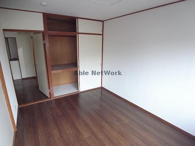 物件内観写真15　(収納)