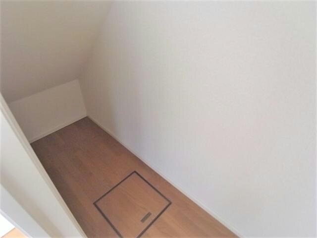 物件内観写真20　(納戸/床下収納)