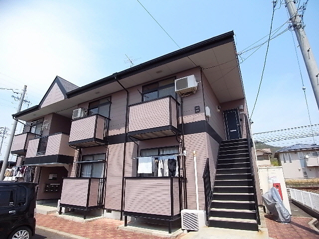 ファミールM&T　B