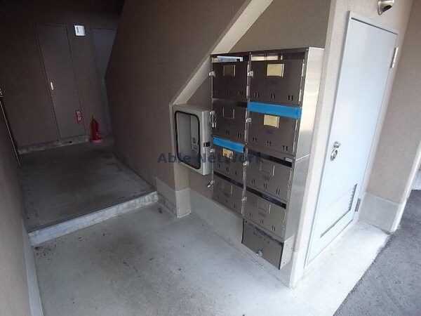 エントランス部分(集合ポスト)