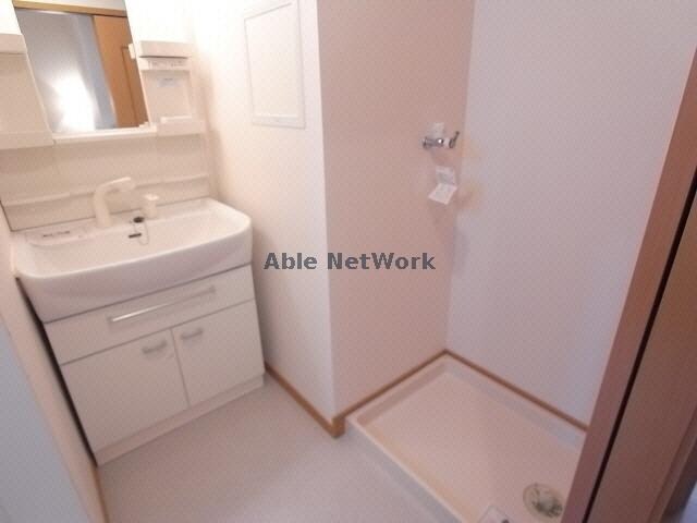 物件内観写真9　(洗面所)