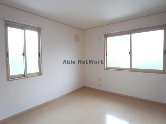 物件内観写真14　(※ 北側洋室)