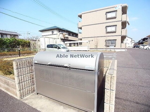 建物設備(ゴミ置場)