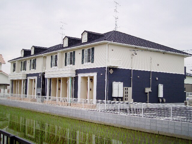 物件外観写真2　(北側より)