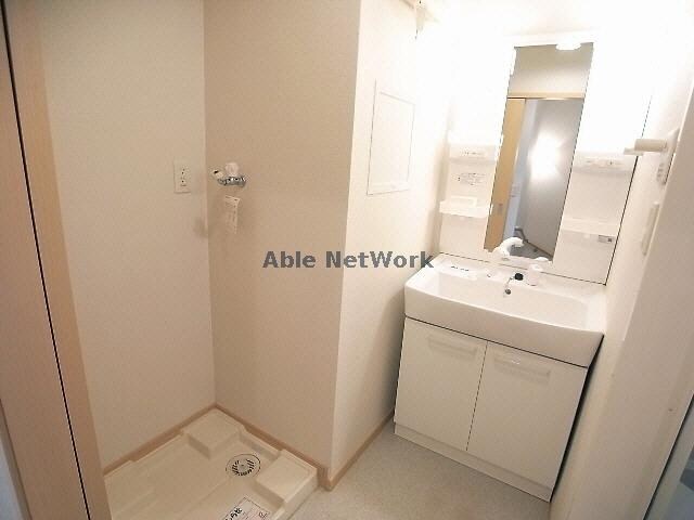 物件内観写真8　(ｼｬﾝﾌﾟﾄﾞﾚｯｻｰ)