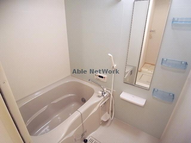 物件内観写真9　(追焚換気乾燥機付ﾊﾞｽ)