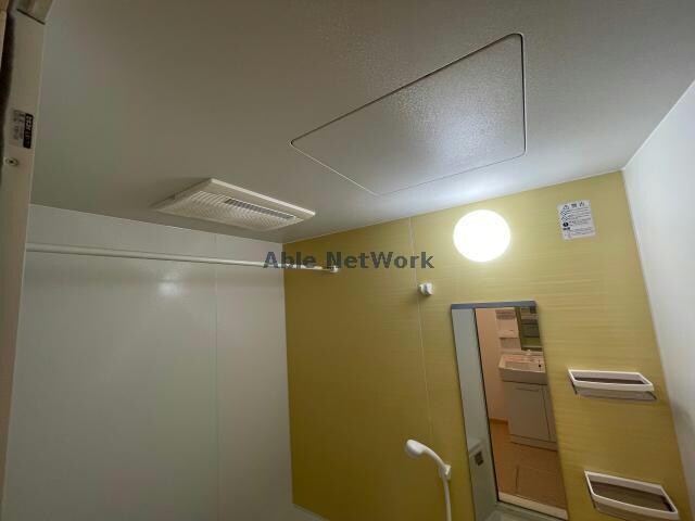 物件内観写真13　(浴室乾燥機)