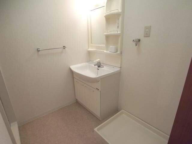 物件内観写真7　(洗面所)