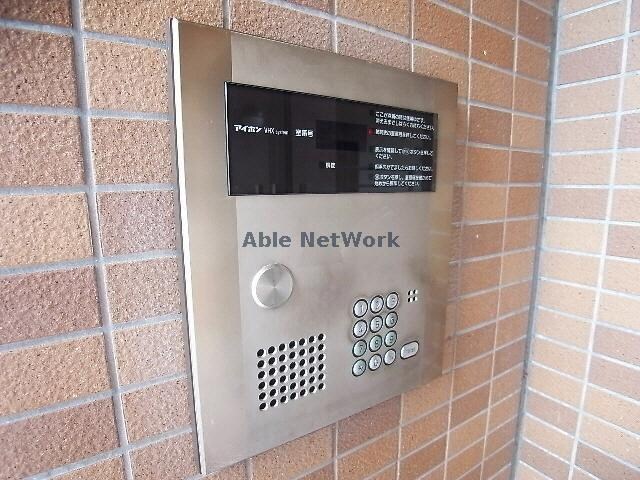 物件外観写真5　(・オートロック)