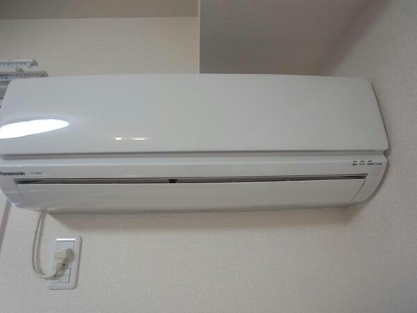 空調設備(※同型参照)