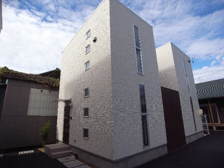 Ｂｏｘ Ｖｉｌｌａｇｅ外観写真