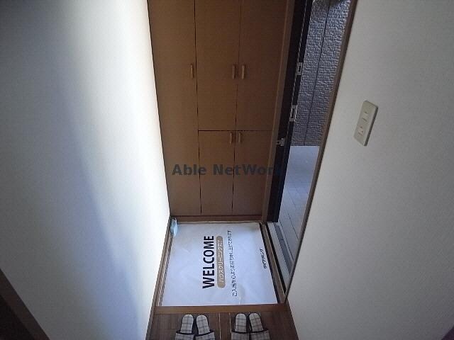 物件内観写真16　(玄関)