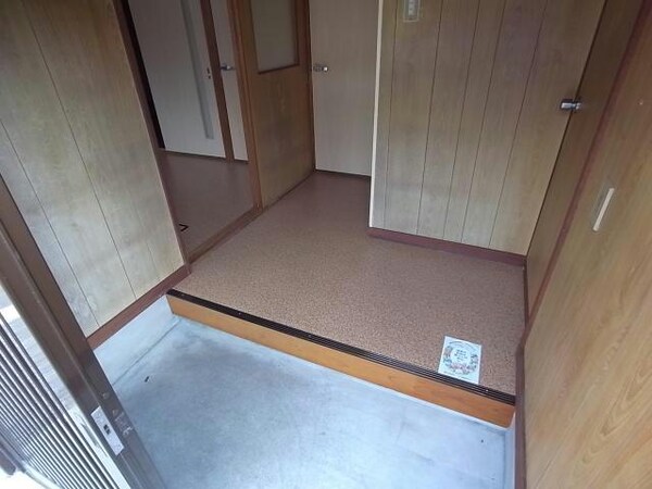 玄関回り(※同型参照)