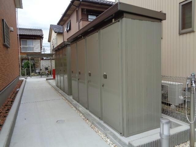 物件外観写真3　(物置)