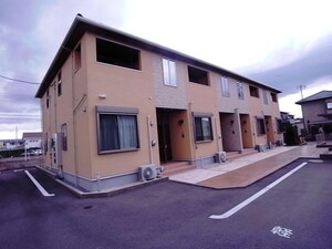 パインフィールド外観写真