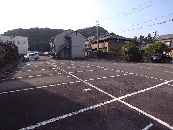 駐車場(駐車場)