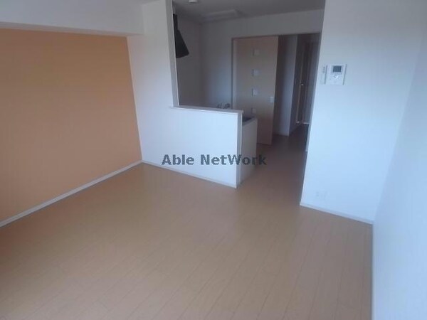 リビングダイニング