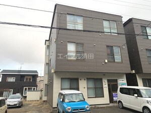 モリエ－ル真栄B外観写真