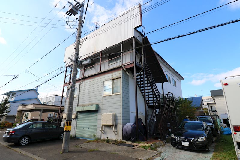 高山マンション