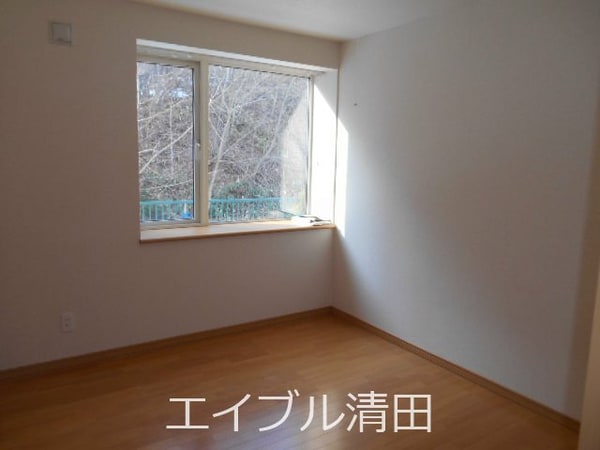 ベッドルーム