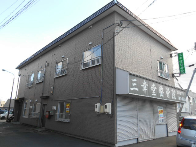 コーポ一岡Ａ