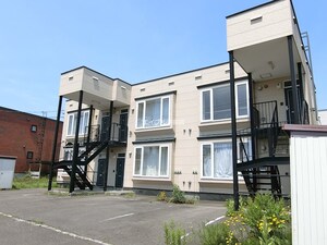 メゾネット共栄外観写真
