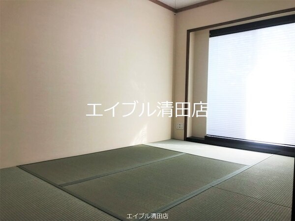 ベッドルーム