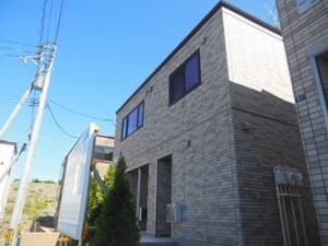 シェーンヒルズ緑ヶ丘B棟外観写真
