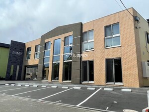 富万ヒラオカテラスハウス外観写真
