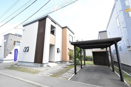 貸家　大曲幸町3丁目外観写真