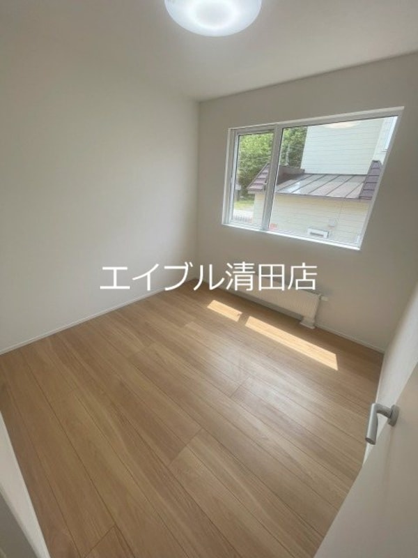 ベッドルーム