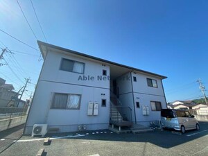 シャーメゾン古城外観写真