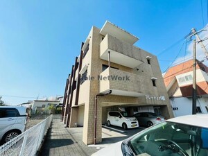 プレッティ八幡外観写真