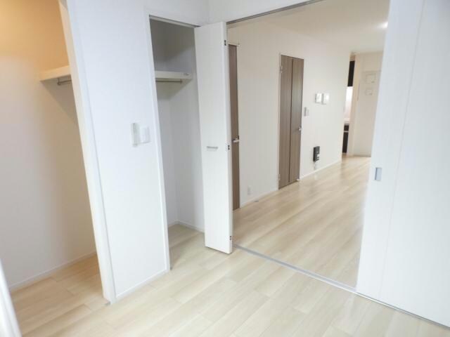 物件内観写真11　(同型タイプ)