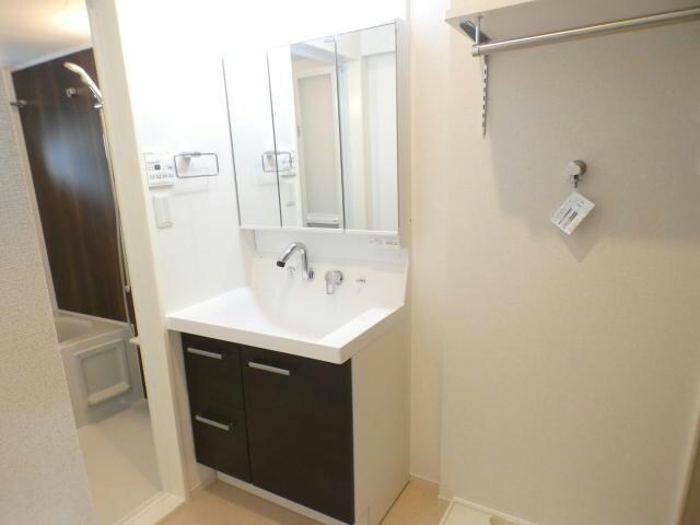 物件内観写真13　(同型タイプ)