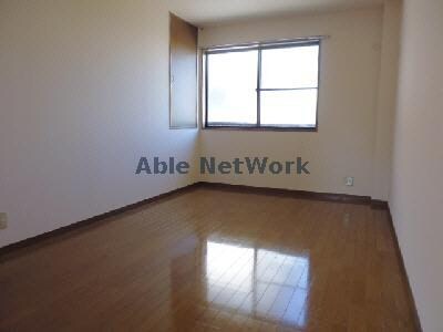 物件内観写真13　(洋室B-5)